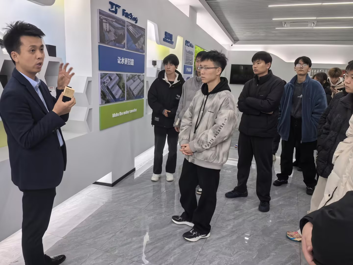 36e1b1cf297a383fd13c332f1b4f40ce_compress(1).jpg 36e1b1cf297a383fd13c332f1b4f40ce_compress(1).jpg